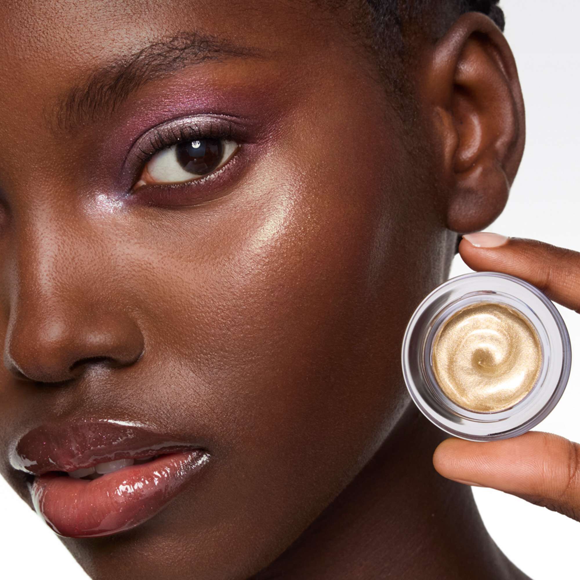 Ring & Shine Glossy Highlighter