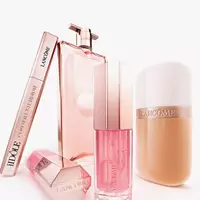 vizual produktů Lancome pro ilustraci darkovych sad