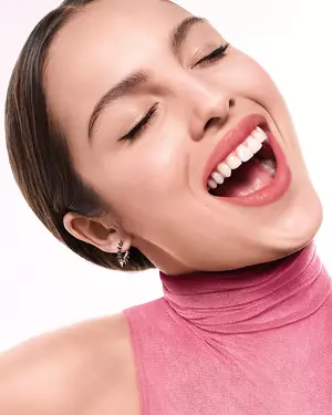 Olivia Rodrigo - Hydratovana pleť - Lancome