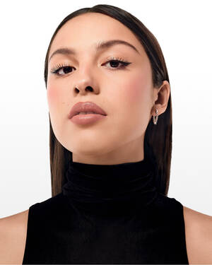 Beauty vizual Olivie Rodrigo pro Lancome