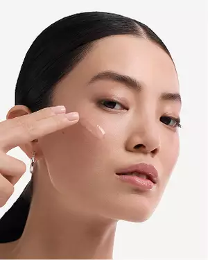 Ilustrace peče o pleť Lancome zaměřena na hydrataci