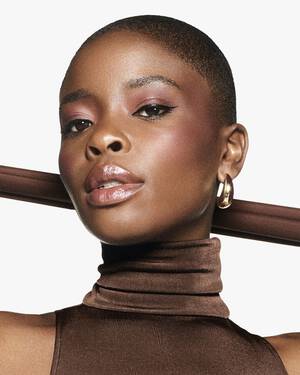 Beauty vizual Joy Sunday pro Lancome