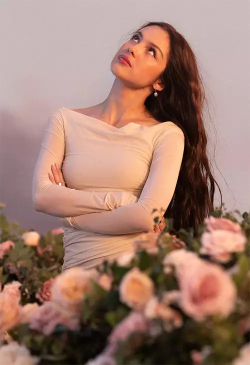 Vizual Lancome s krasnym očnim makeupem